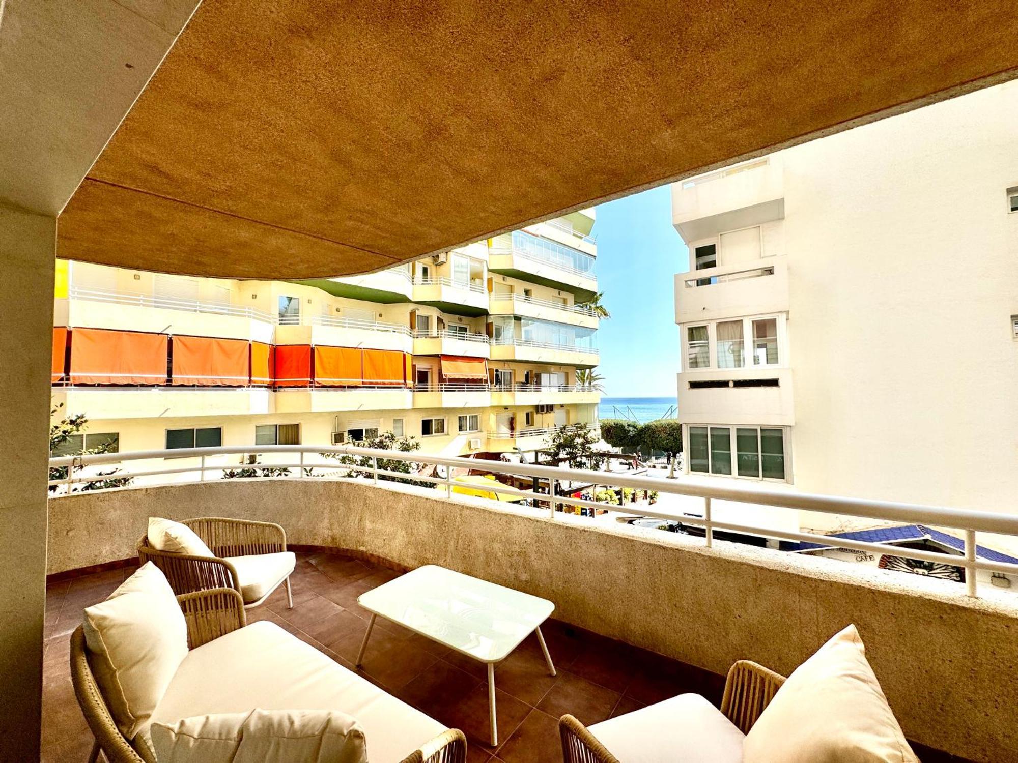 Stunning With Sea Views - Eaw Homes Apartamento Marbella